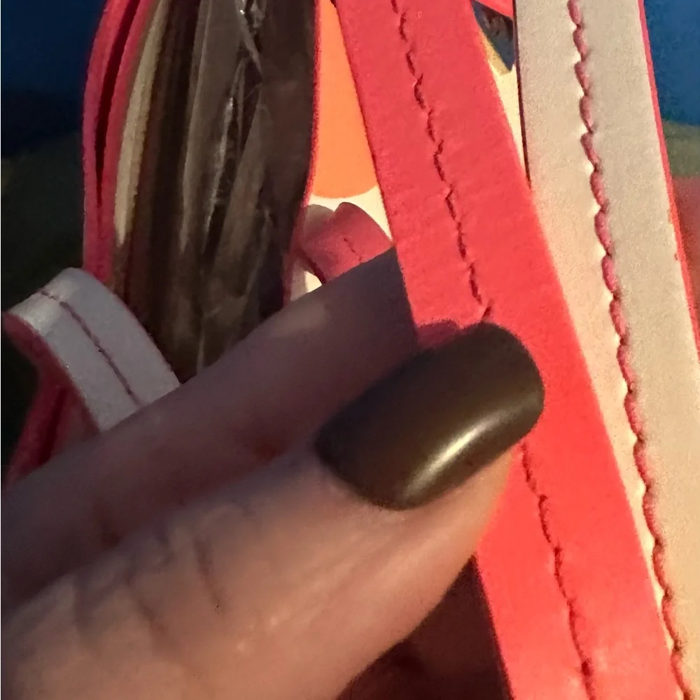 Kate Spade fruit tote. (Hard to find) EUC Excellent Gift - Picture 9 of 11